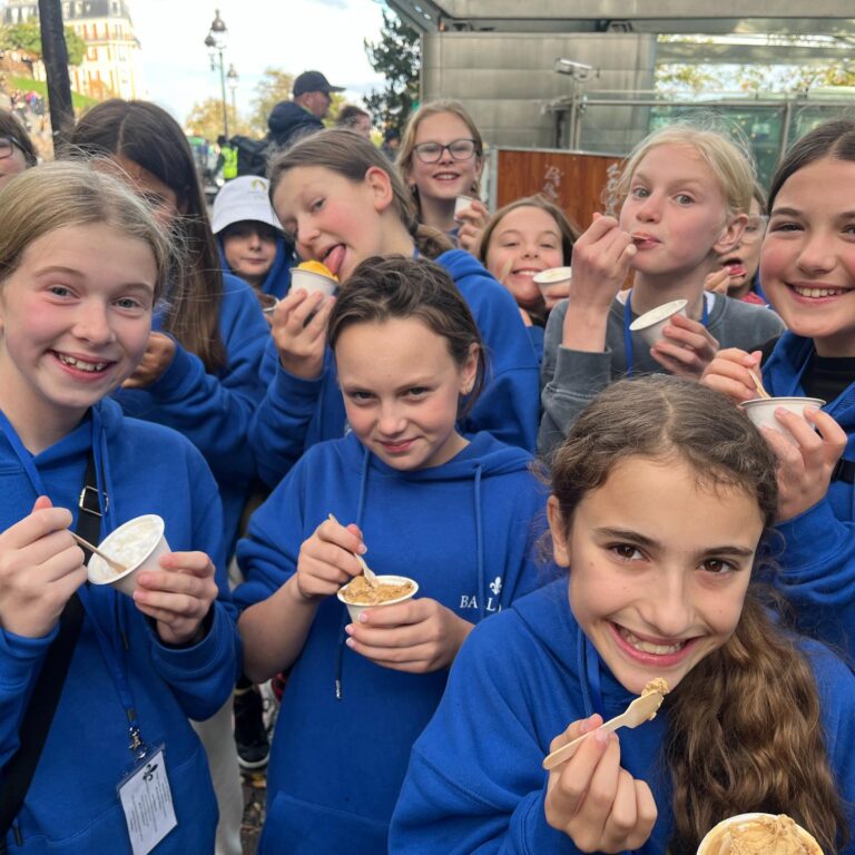 2025.11.07.life.CC.Trip.Eurodisney.paris.UP.Y7.Y8 (108)