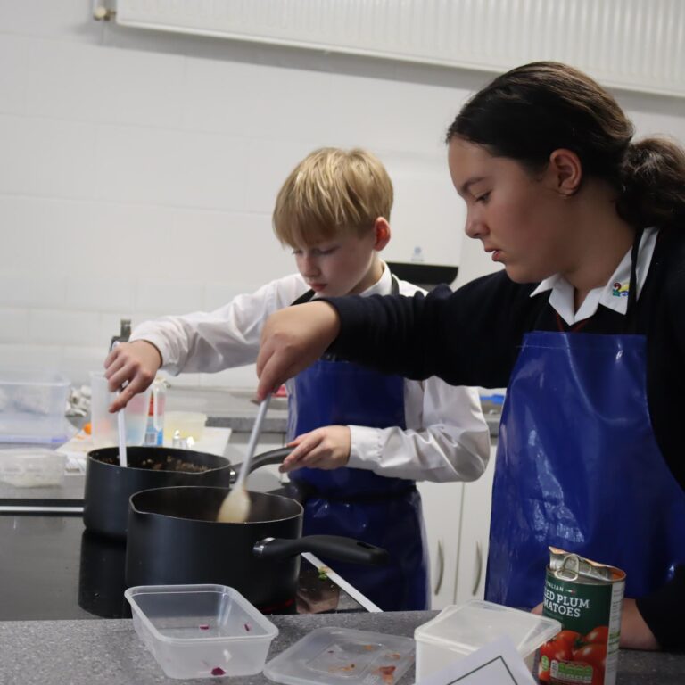 2025.9.19.STEM.Food TEch.UP.Y8.bolognaise (38)